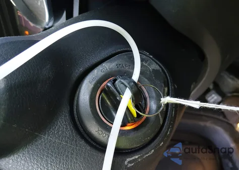 2012 Nissan Rogue Sv W/Sl Pkg z USA, uszkodzony, nr VIN JN8AS5MV4CW361206